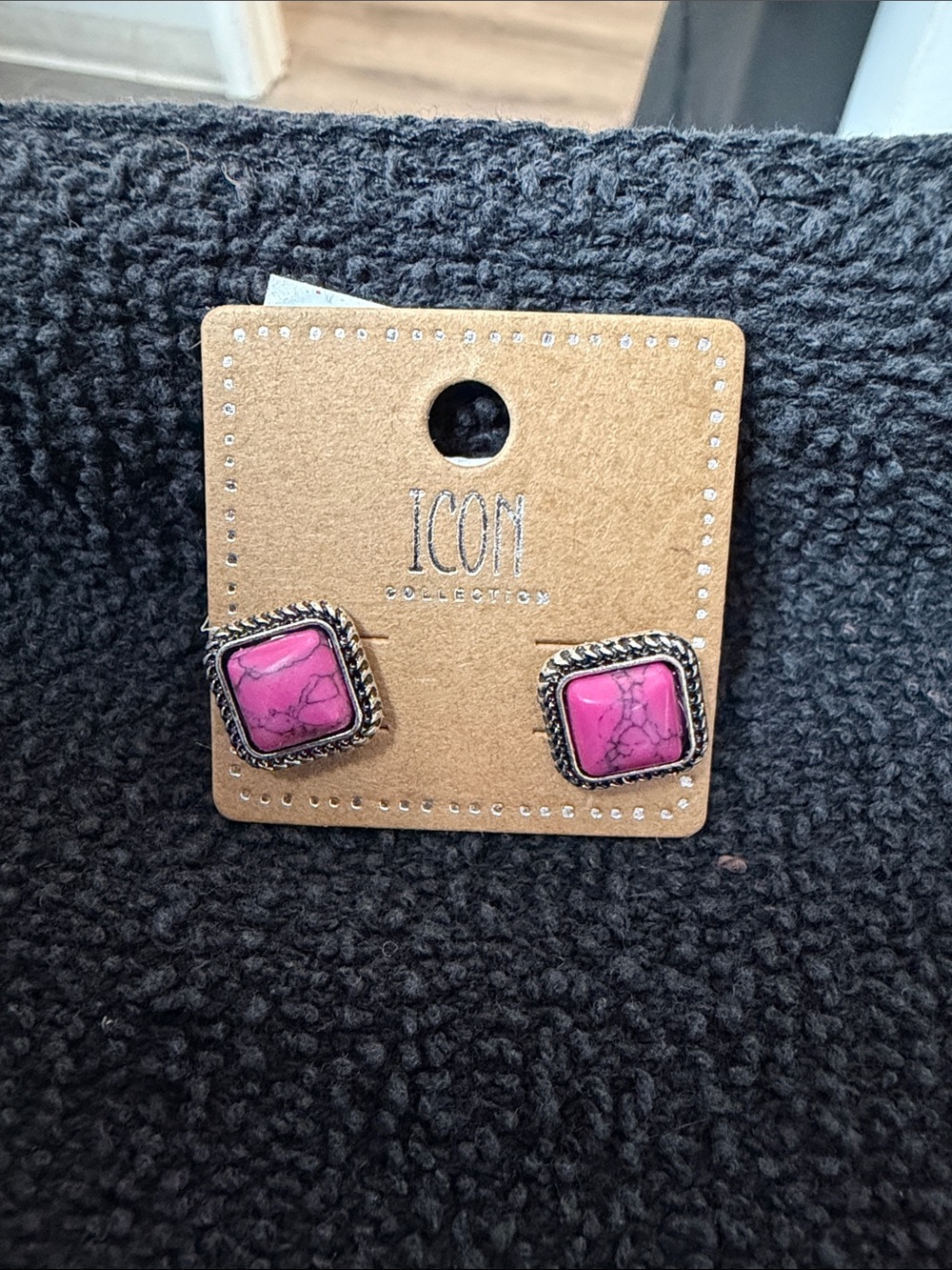 Fuchsia Marbled Square Stud Earrings